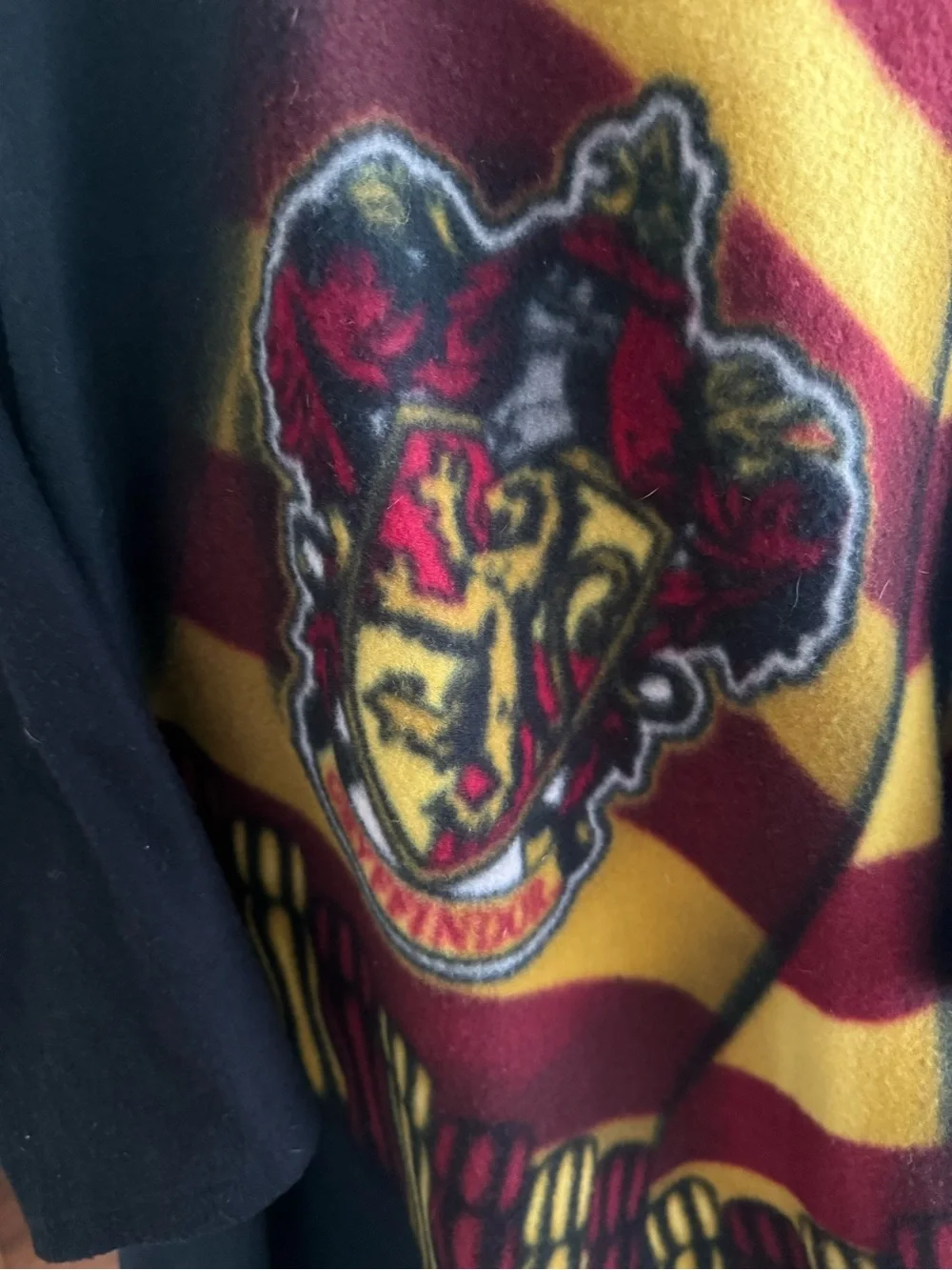 Harry Potter Gryffindor Snuggie Sleeved Blanket robe crest